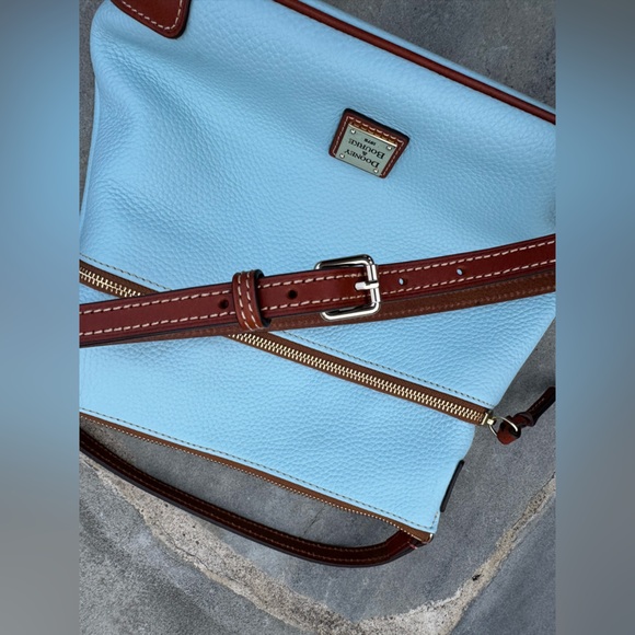Dooney & Bourke Pebble Grain Cross Body Pale Blue Bag Purse - Picture 8 of 8